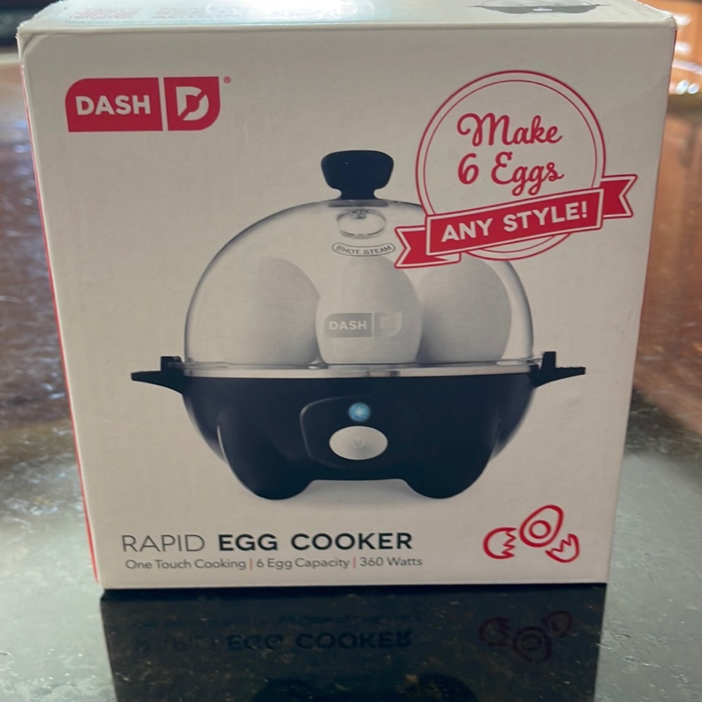 Dash Rapid Egg Cooker